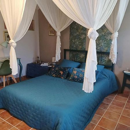 Une Chambre En Provence Correns Eksteriør bilde