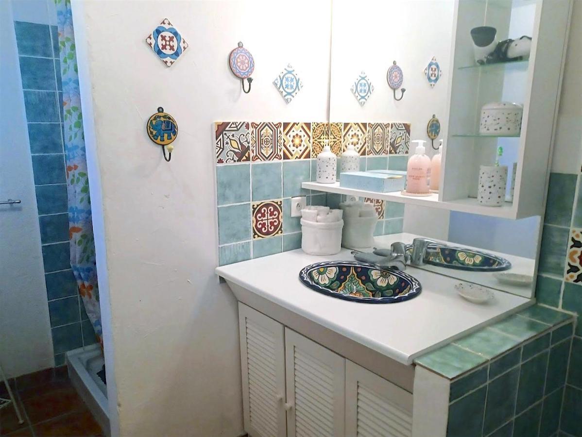 Une Chambre En Provence Correns Eksteriør bilde